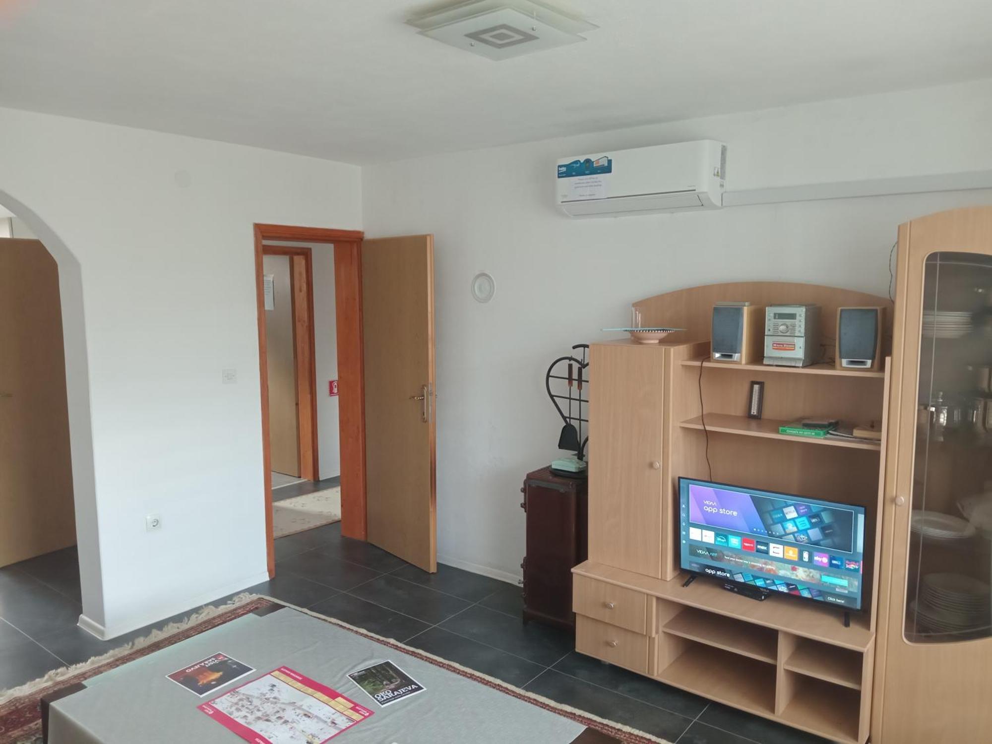 Guesthouse Behar Hotonj Exteriér fotografie