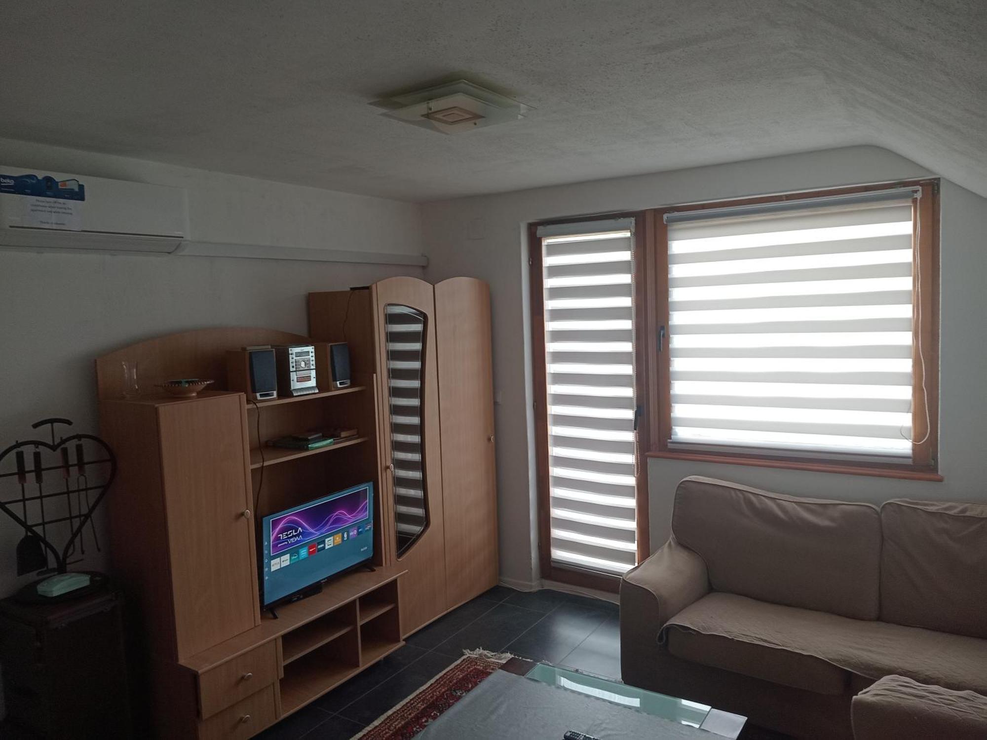Guesthouse Behar Hotonj Exteriér fotografie